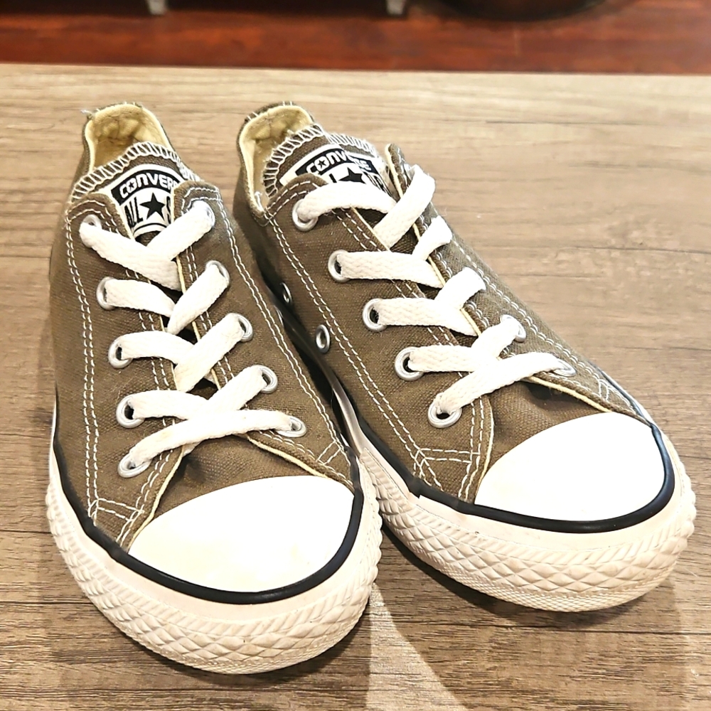 Converse All💥Star Olive Green youth's Size 13